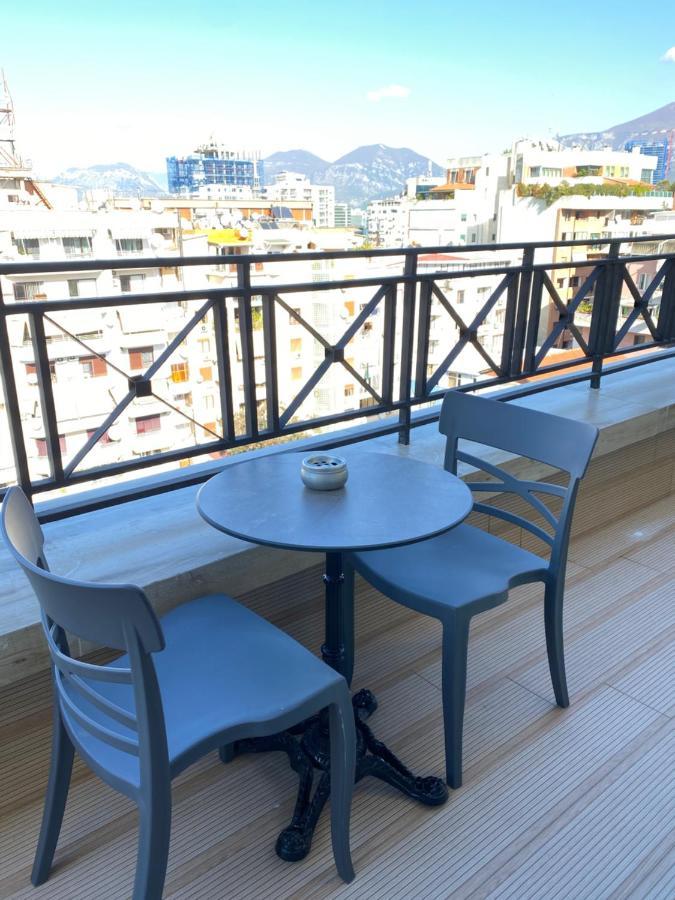 Deluxe Rooms In Blloku Area Tirana Kültér fotó