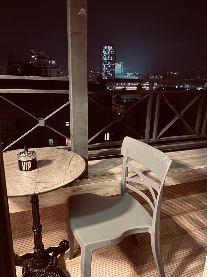 Deluxe Rooms In Blloku Area Tirana Kültér fotó